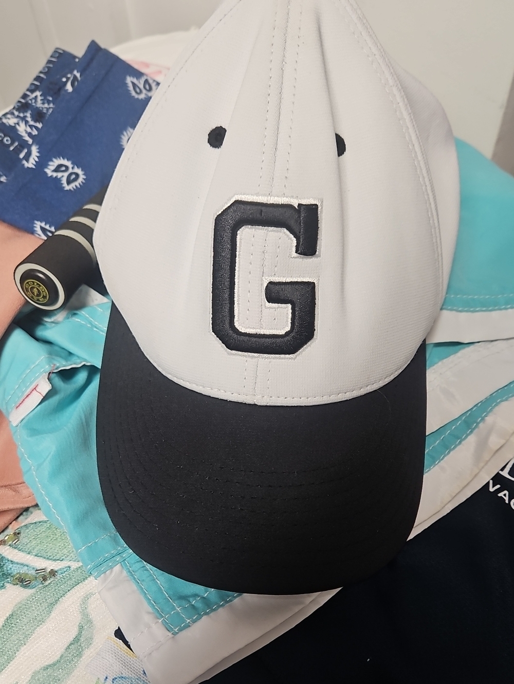 Ṛichardsons  Sm/md Fitted Hat With A Black G I'm Front.  BNWOT.